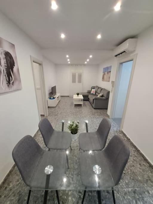 Altamira White & Bright Apartment Almeria Exterior photo